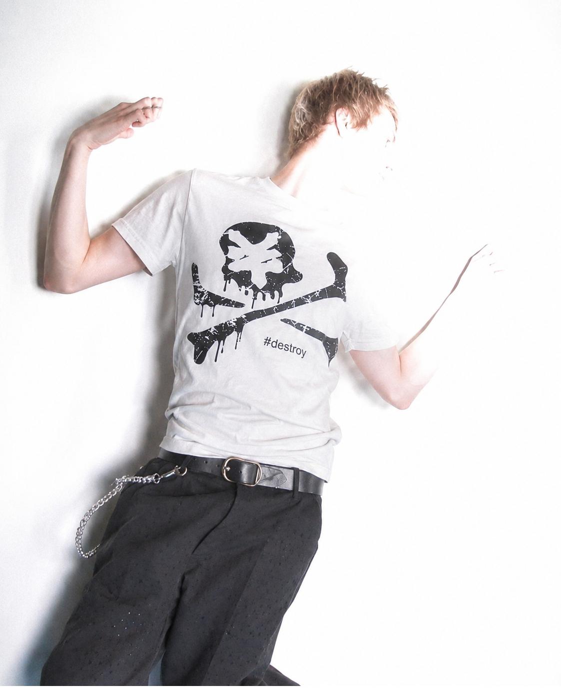 #DESTROY T-SHIRT