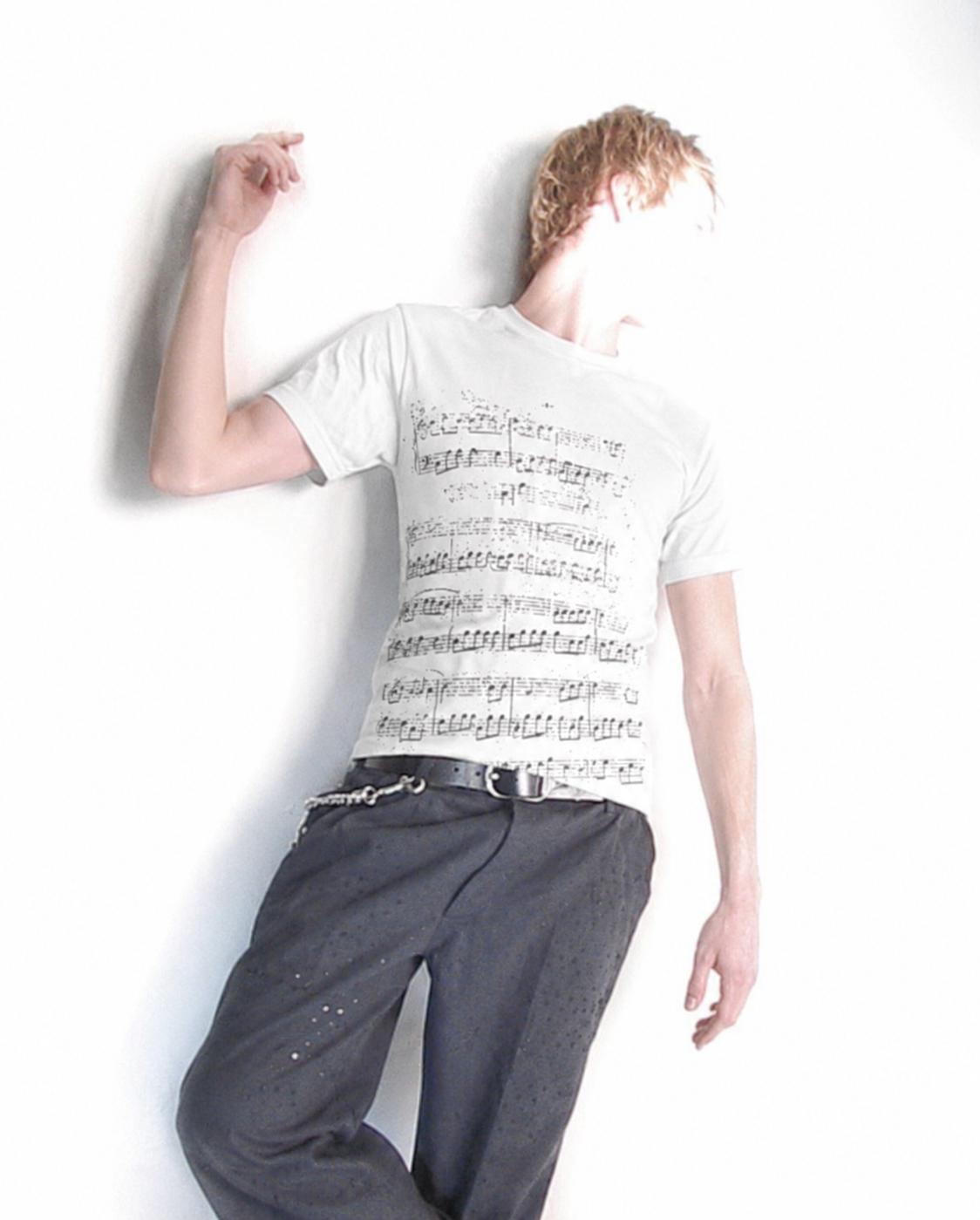 NOTES9 T-SHIRT