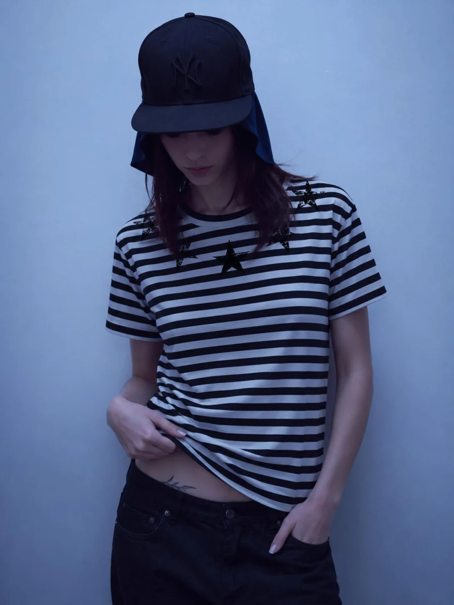 STARGAZING STRIPED T-SHIRT