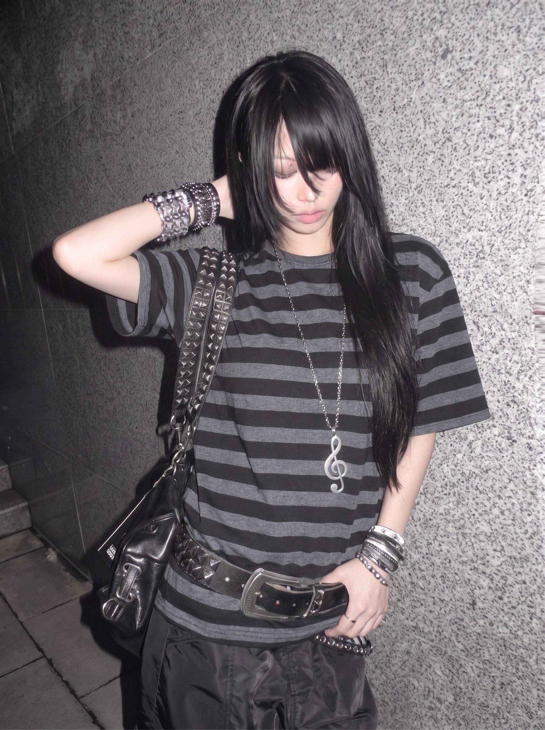 SIN T-SHIRT