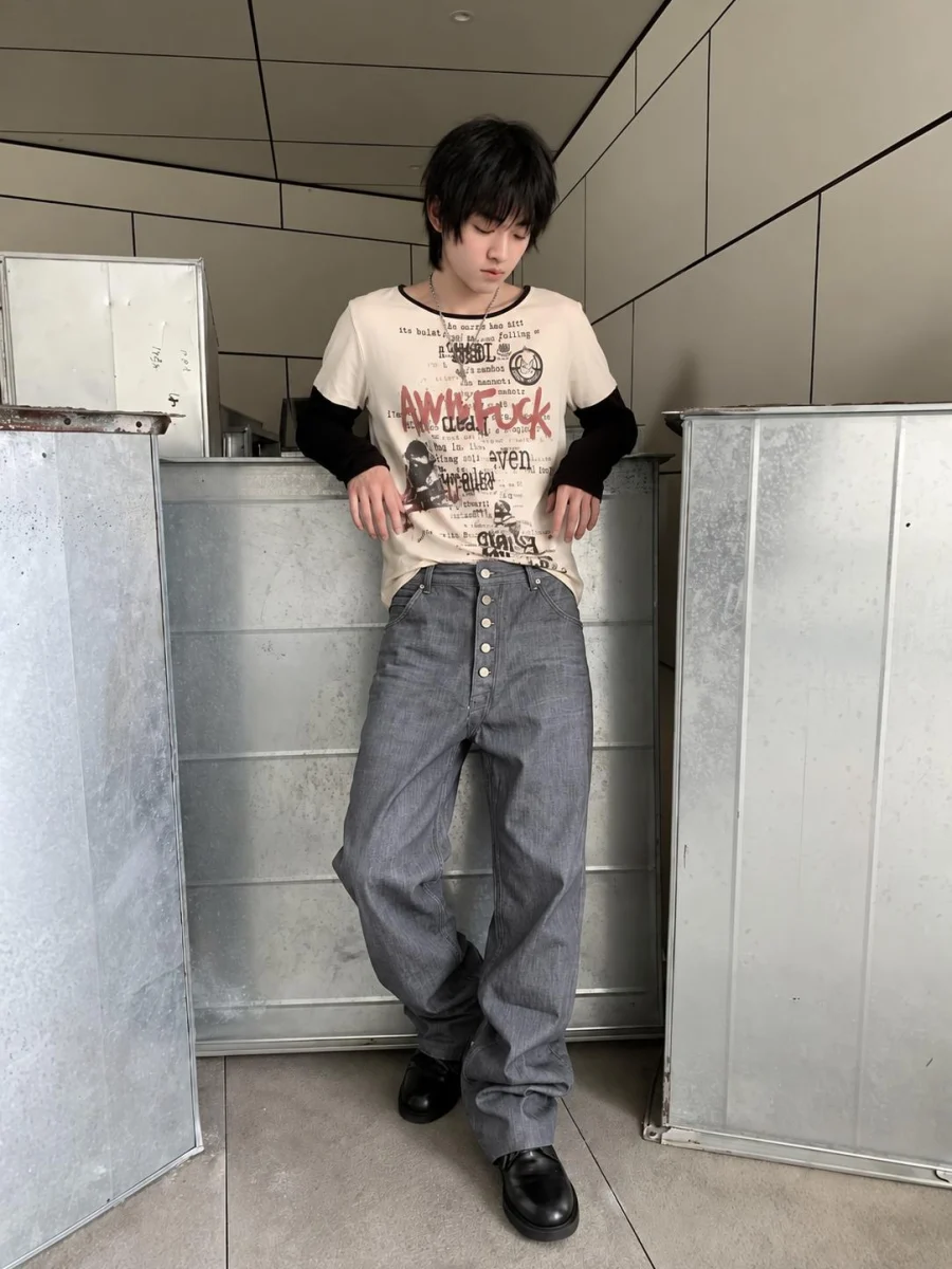 GRAY BUTTONED JEANS