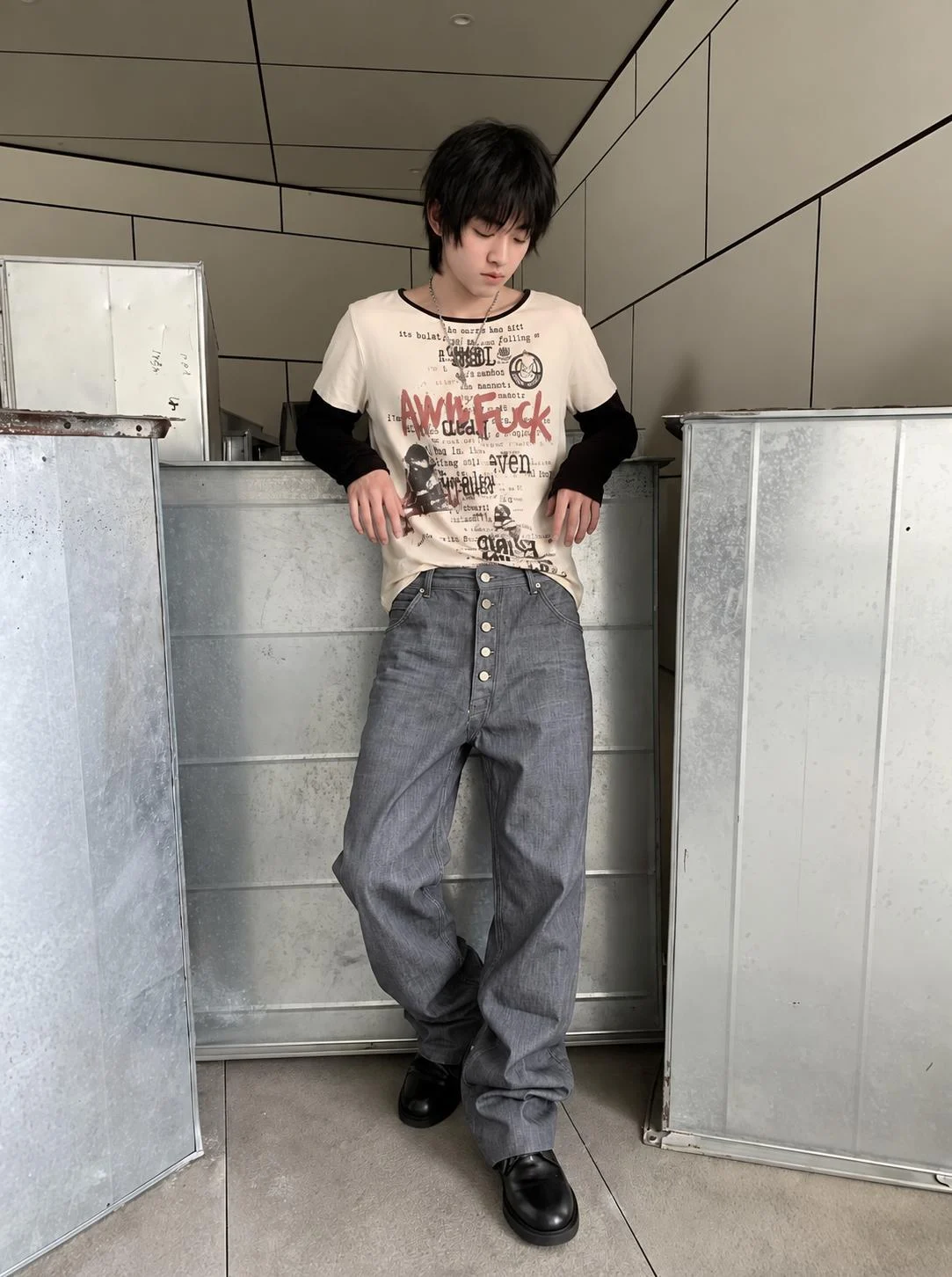 GRAY BUTTONED JEANS